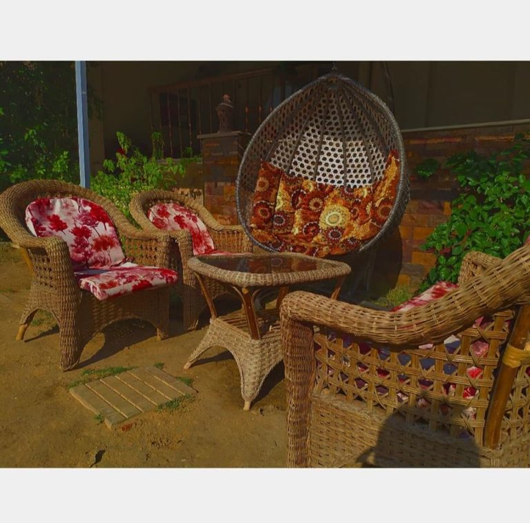 sama caffe seduta bamboo Copy 768x758