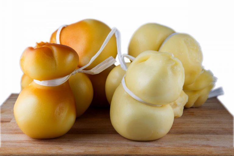 scamorza affumicata 768x512